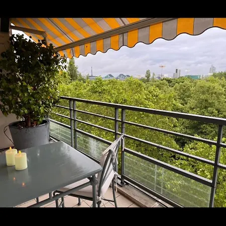 Vue Sur Tour Eiffel Issy-les-Moulineaux