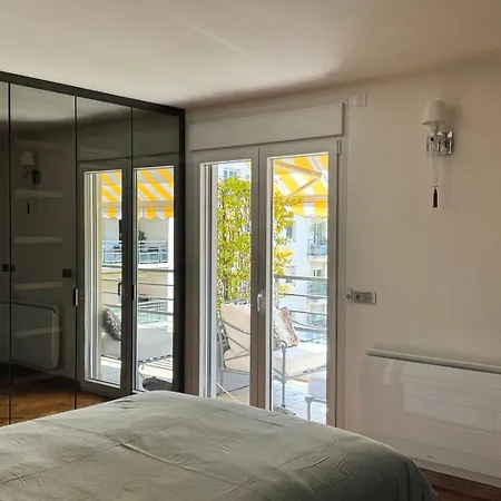 Apartment Vue Sur Tour Eiffel Issy-les-Moulineaux
