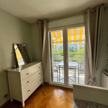 Vue Sur Tour Eiffel Apartment