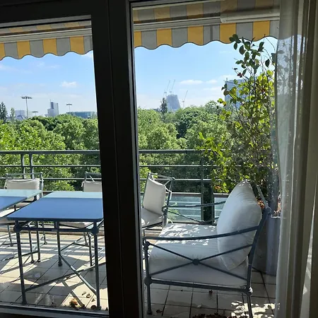 Vue Sur Tour Eiffel Apartment Issy-les-Moulineaux